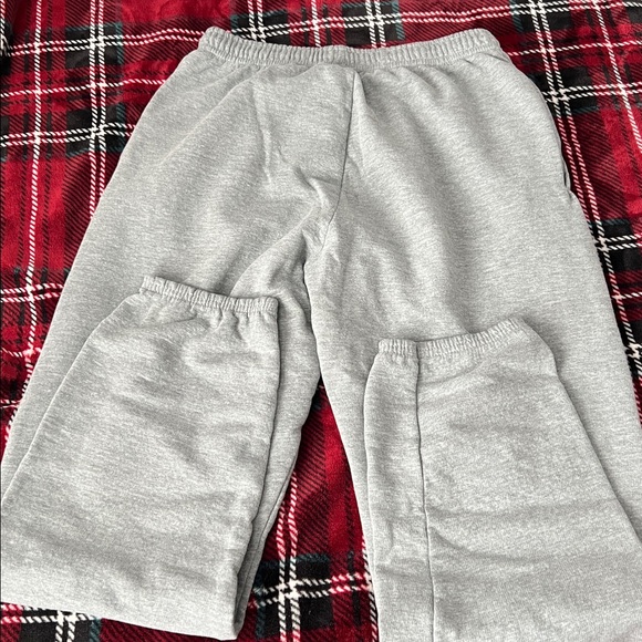 Sweatpants - Picture 4 of 4